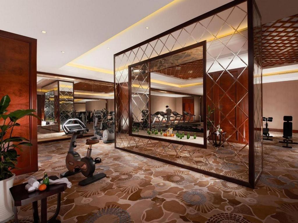 Dongwu New Century Grand Hotel Хучжоу Екстер'єр фото